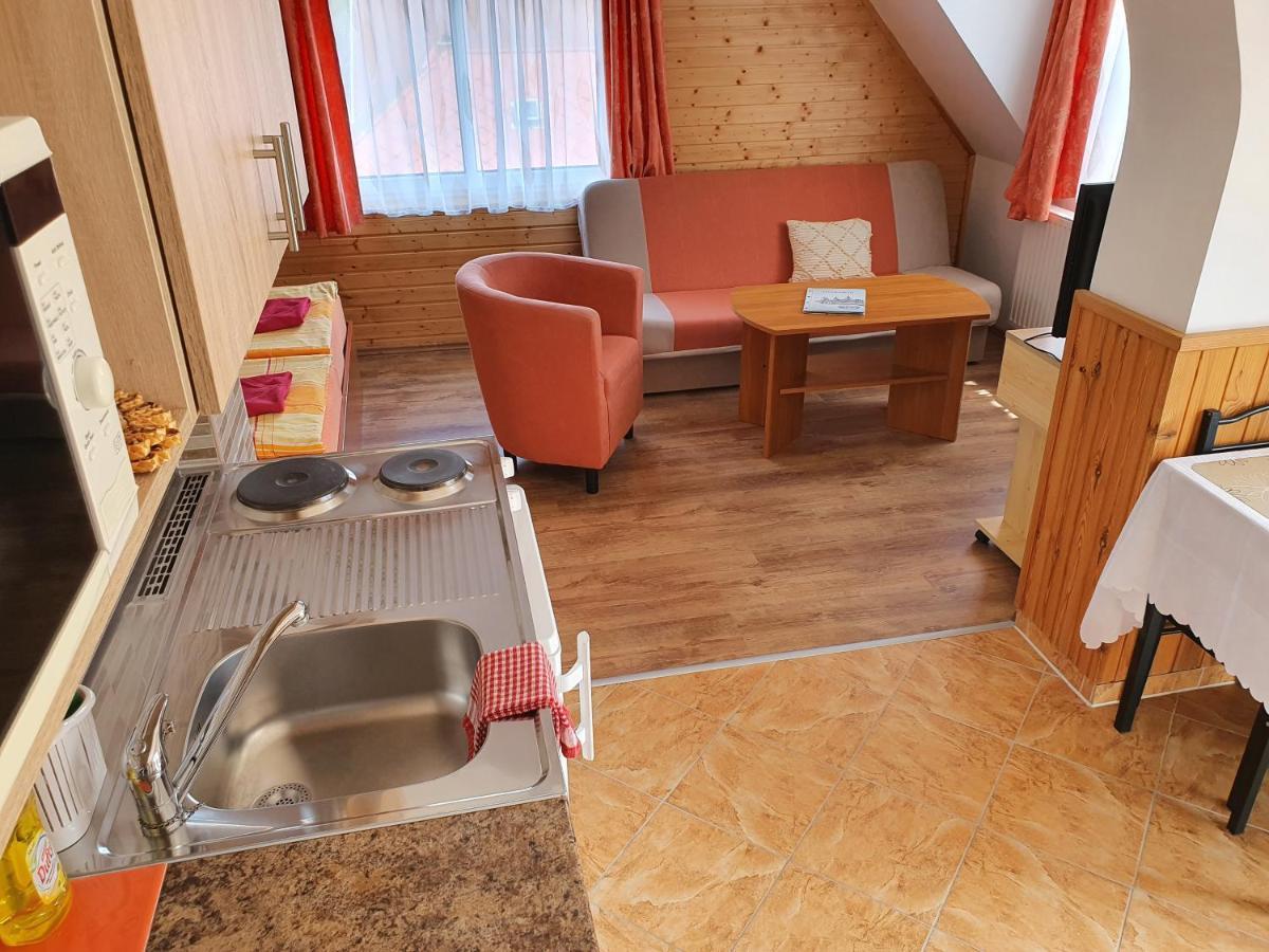 Laguna Apartmanhaz Hévíz Εξωτερικό φωτογραφία